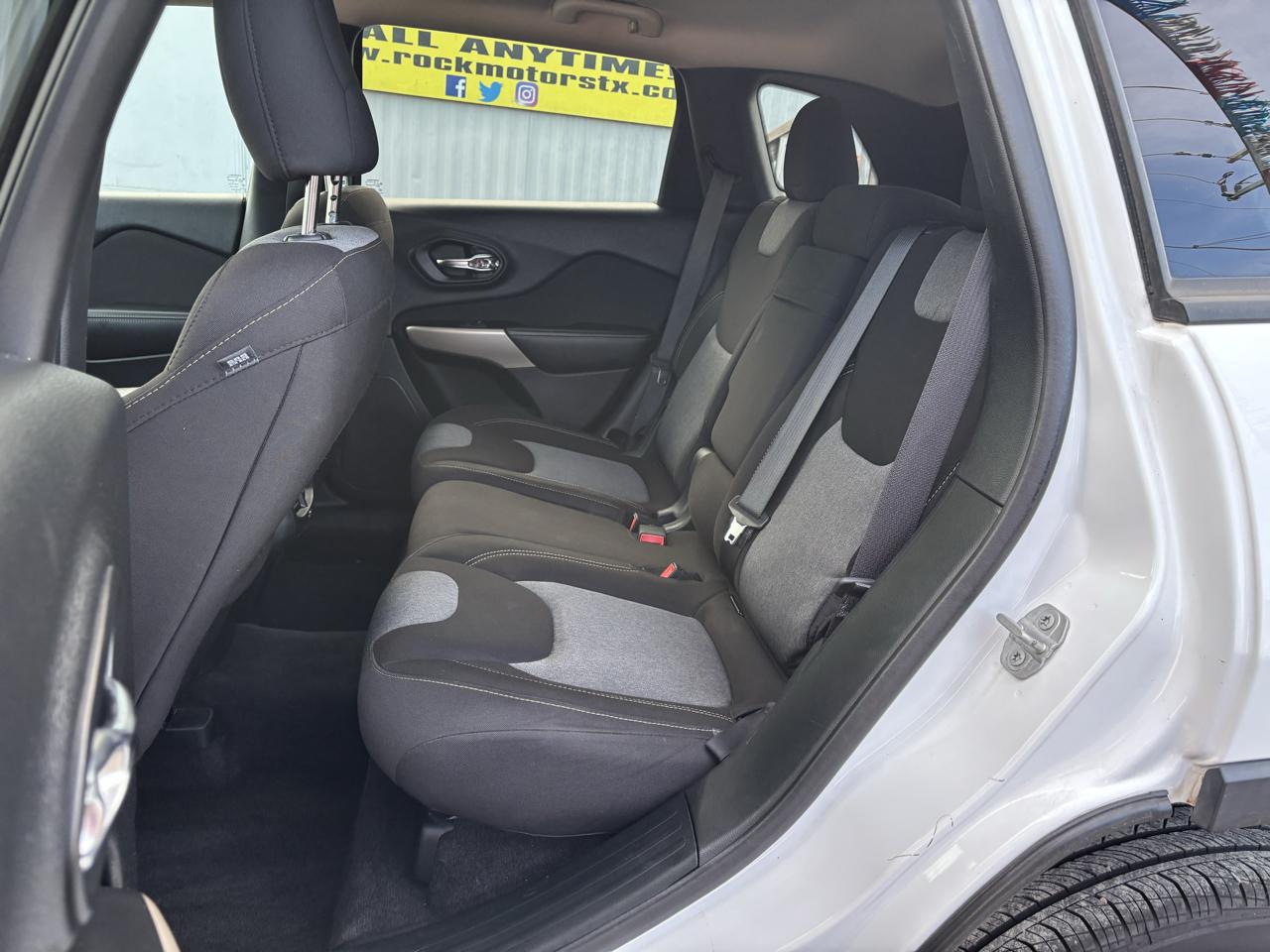 Jeep Cherokee Latitude FWD 2018