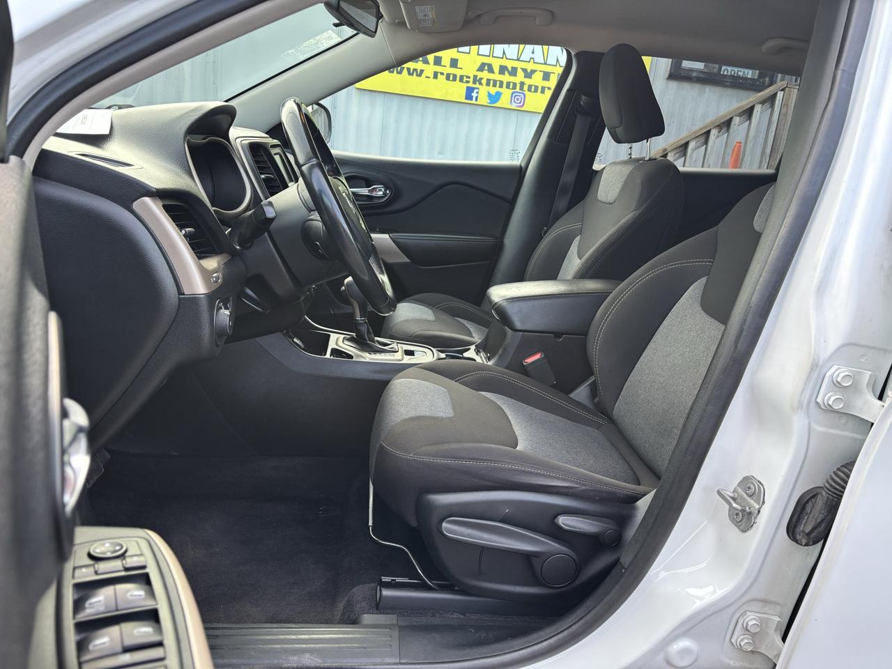 Jeep Cherokee Latitude FWD 2018