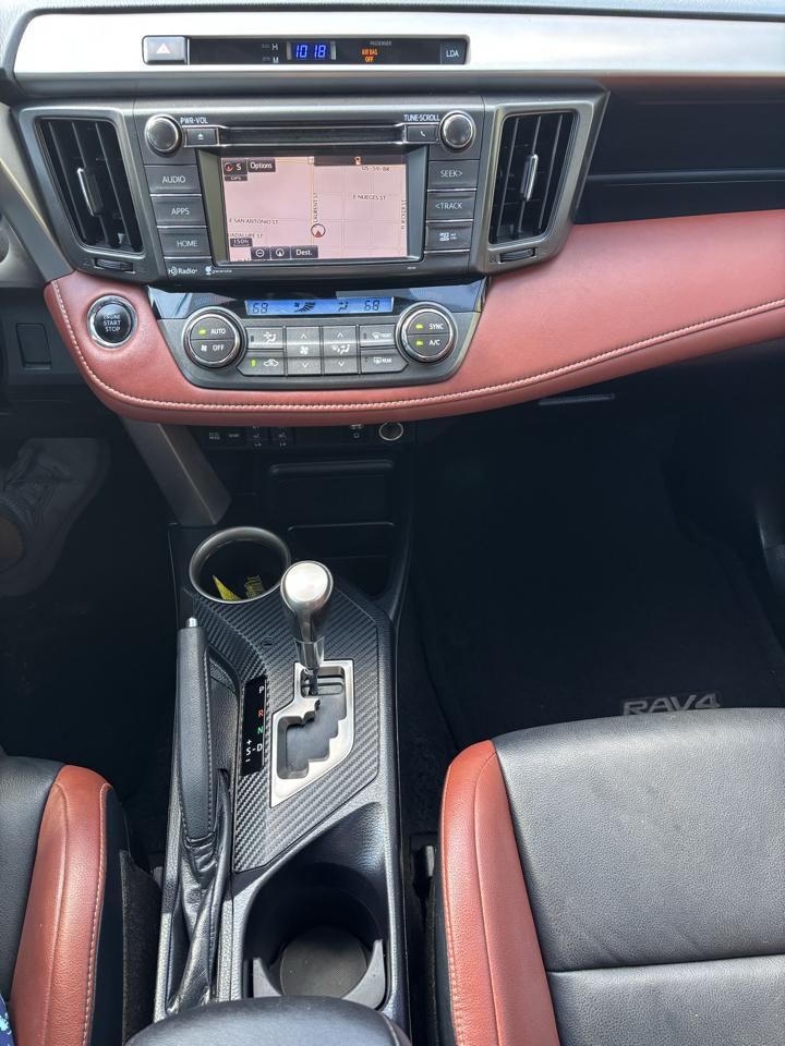 Toyota RAV4 FWD 4dr Limited (Natl) 2015