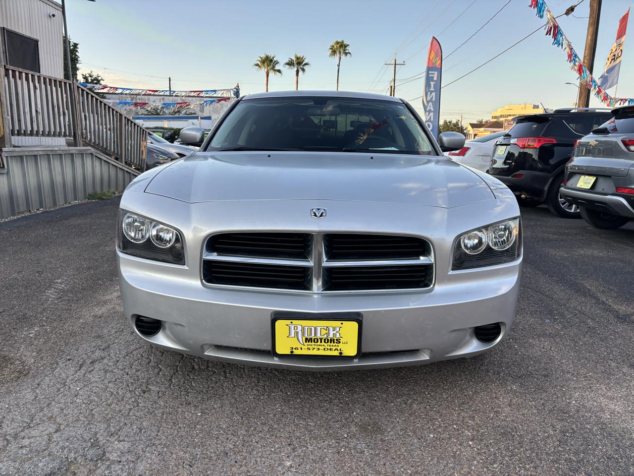 Dodge Charger 4dr Sdn RWD 2010