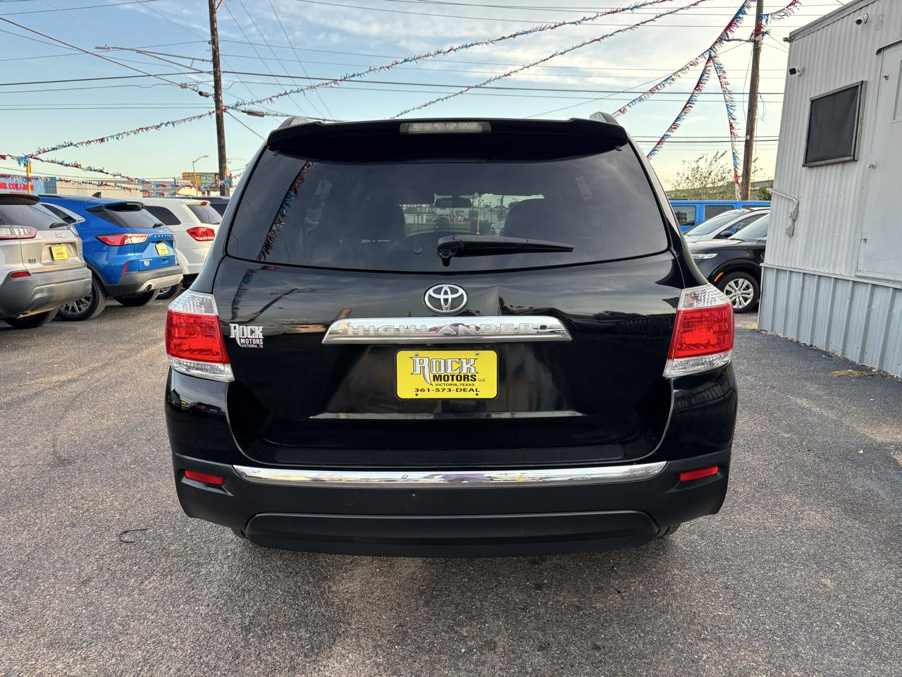 Toyota Highlander FWD 4dr V6 (Natl) 2012