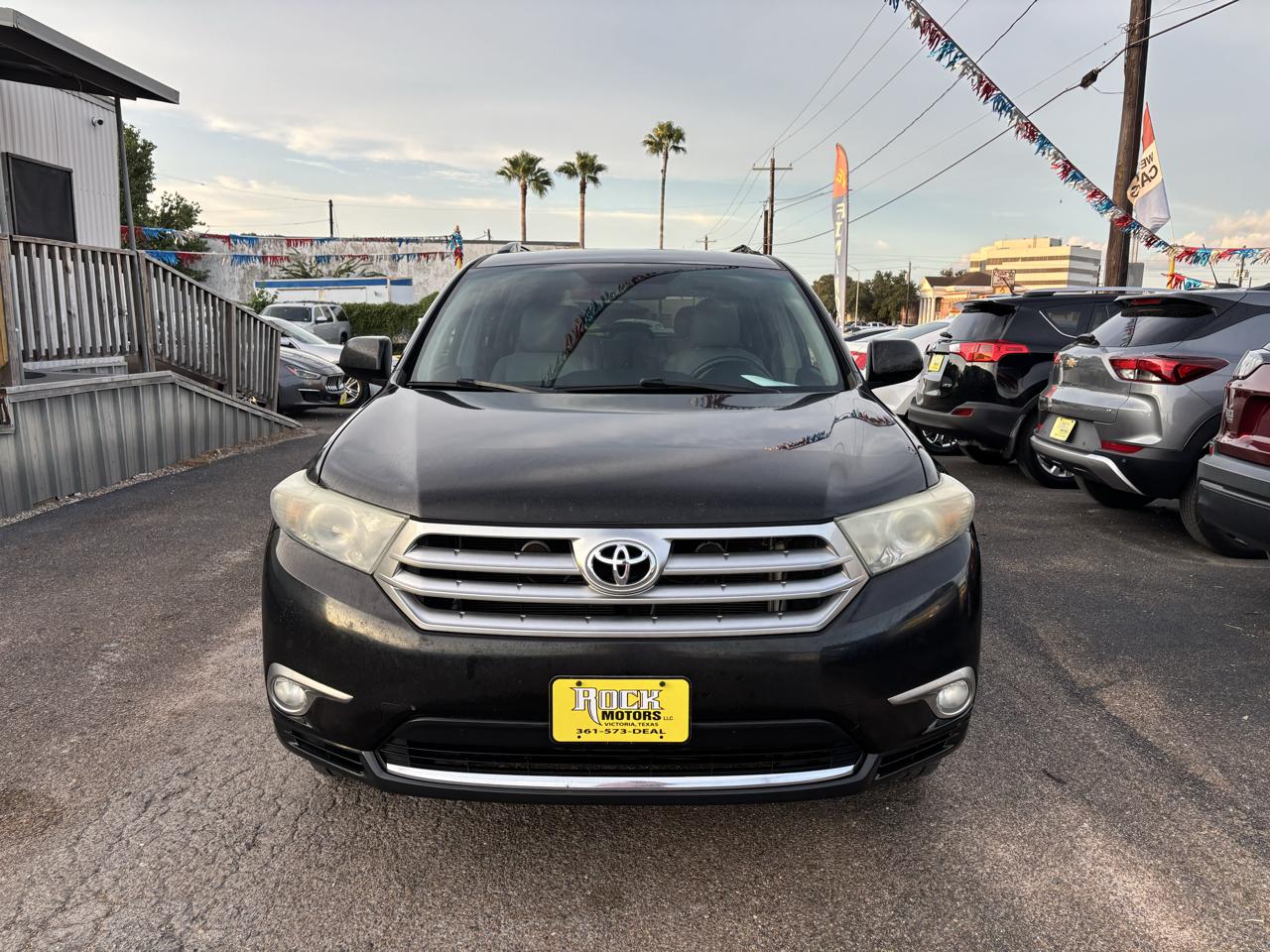 Toyota Highlander FWD 4dr V6 (Natl) 2012