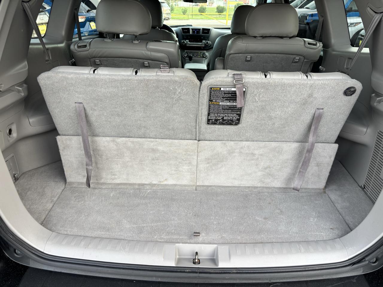 Toyota Highlander FWD 4dr V6 (Natl) 2012