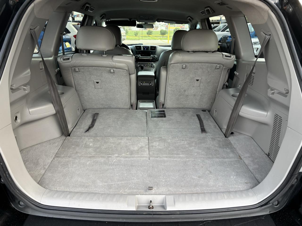Toyota Highlander FWD 4dr V6 (Natl) 2012