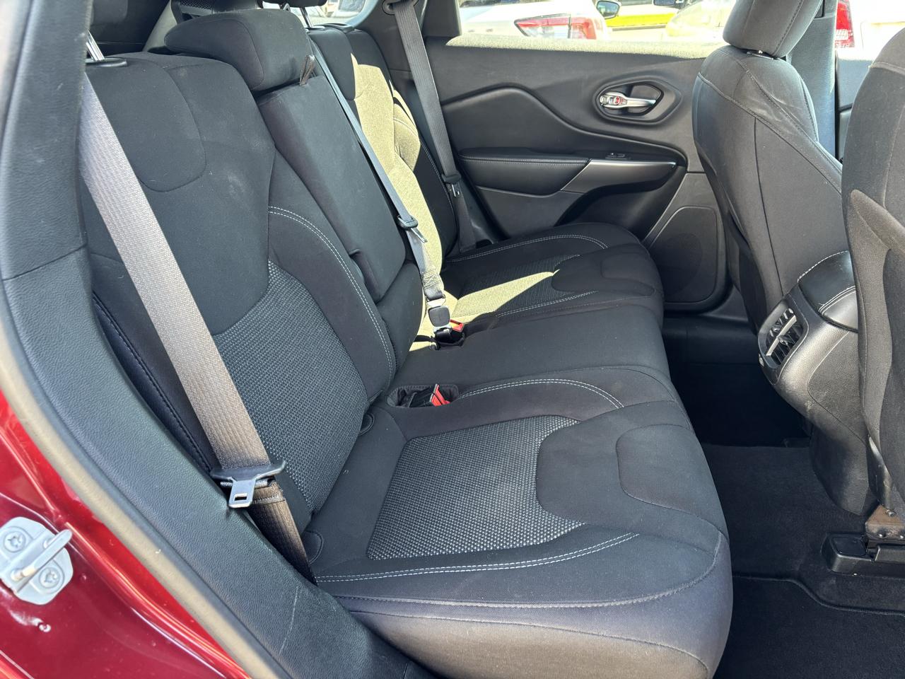 Jeep Cherokee Latitude FWD 2020