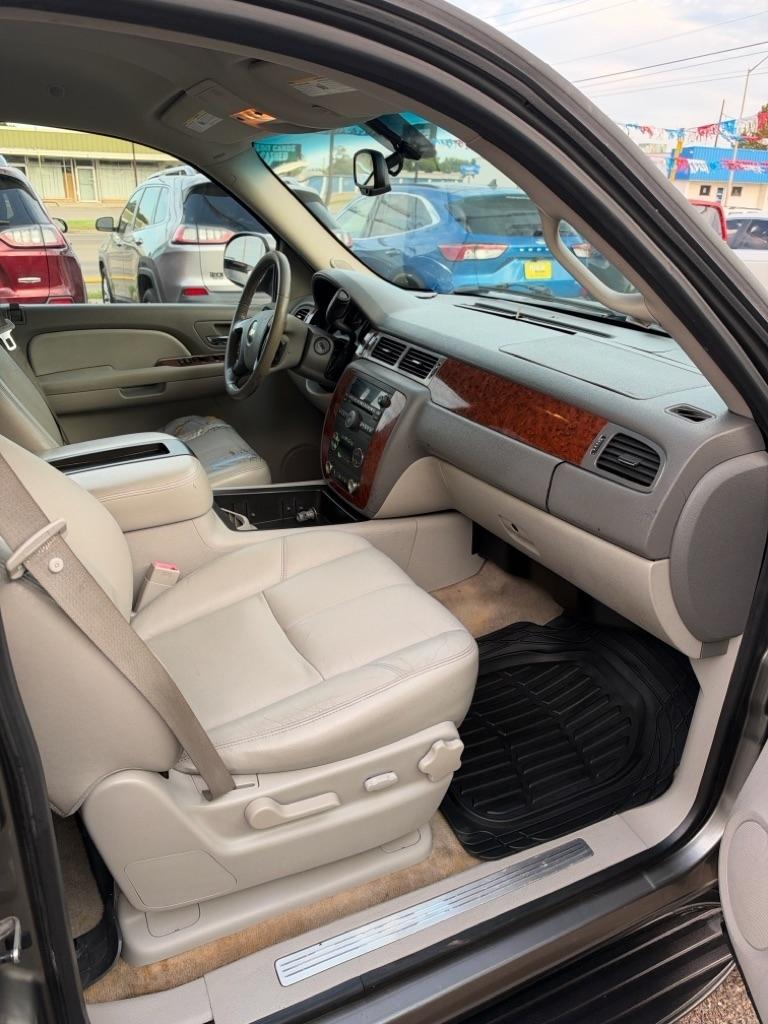 Chevrolet Tahoe 2WD 4dr 1500 LT w/2LT 2008