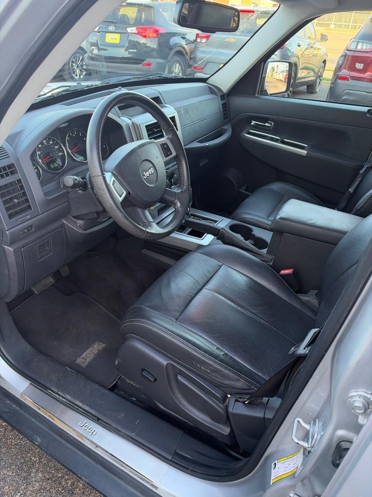 Jeep Liberty RWD 4dr Limited 2009