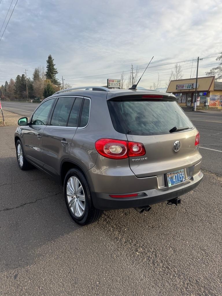 Volkswagen Tiguan SEL 2010