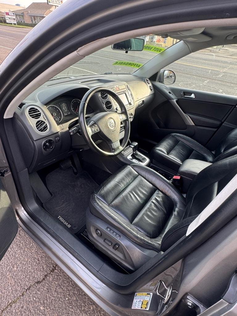 Volkswagen Tiguan SEL 2010