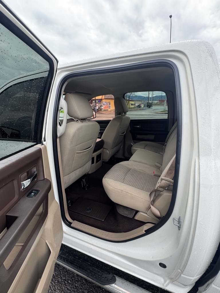 Dodge Ram 1500 SLT Crew Cab 2WD 2009