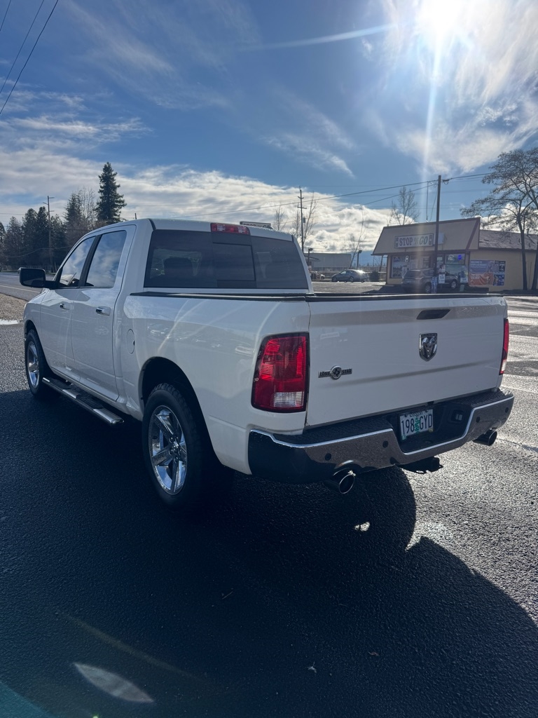 Dodge Ram 1500 SLT Crew Cab 2WD 2009