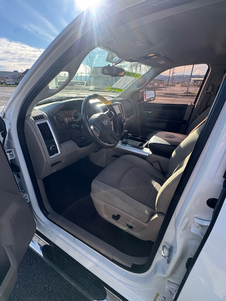 Dodge Ram 1500 SLT Crew Cab 2WD 2009