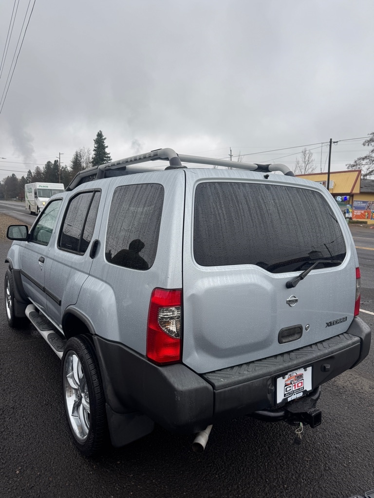 Nissan Xterra XE 2WD 2001
