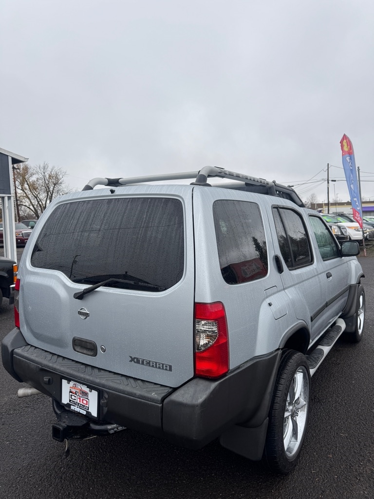 Nissan Xterra XE 2WD 2001