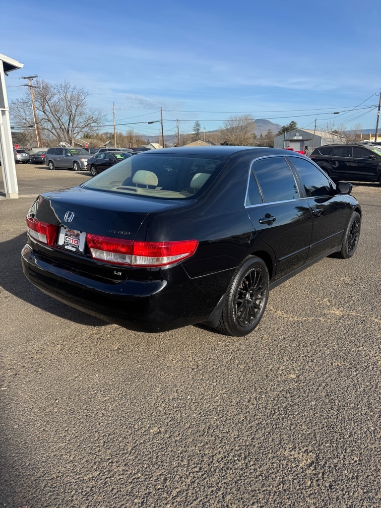 Honda Accord LX sedan AT 2003