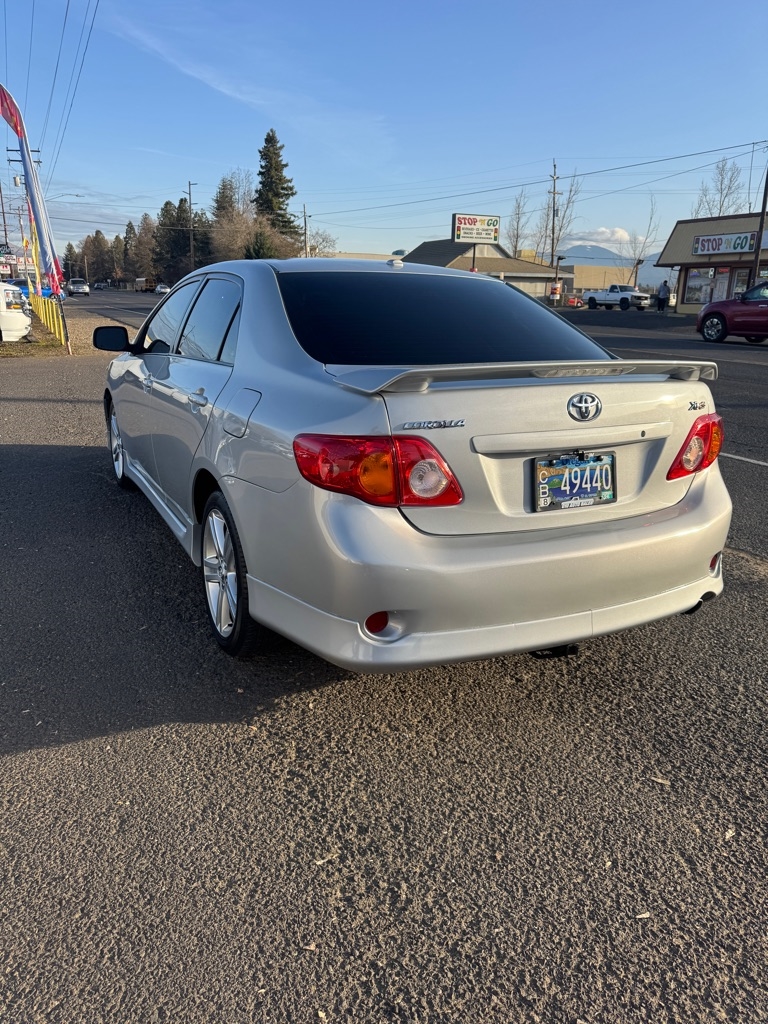Toyota Corolla XRS 5-Speed AT 2009