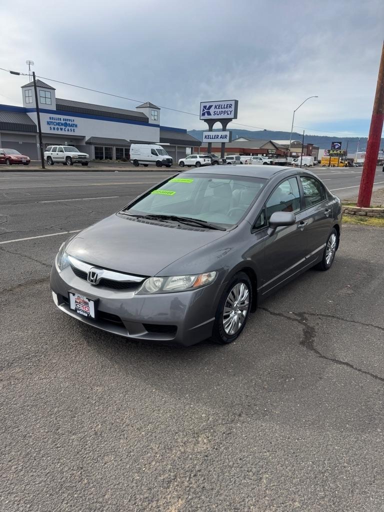 Honda Civic LX Sedan 5-Speed AT 2010