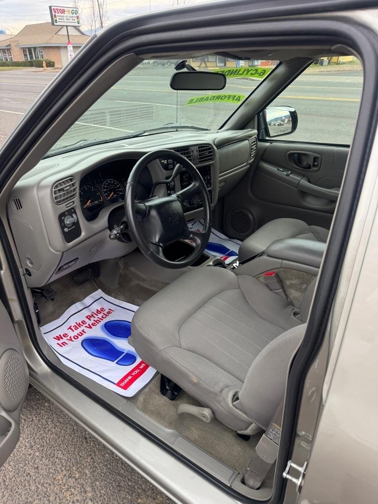 Chevrolet Blazer 4-Door 4WD LS 2004