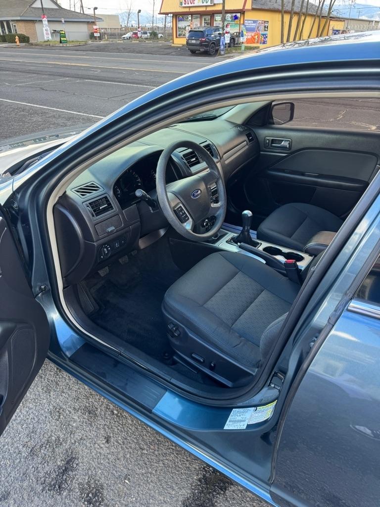 Ford Fusion I4 SE 2011