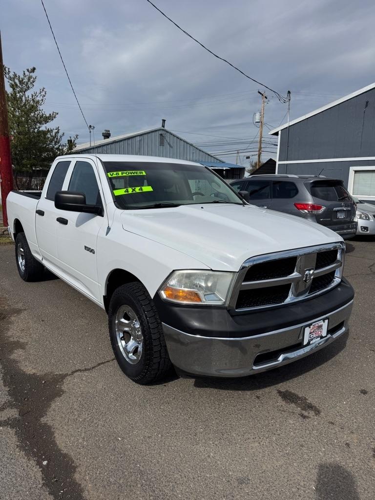 RAM 1500 SLT Quad Cab 4WD 2011