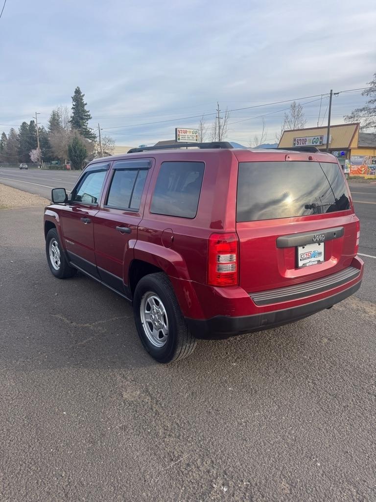 Jeep Patriot Sport 2WD 2013