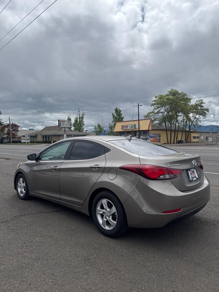 Hyundai Elantra GLS M/T 2014