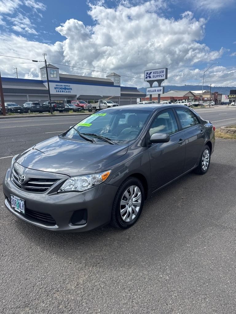 2013 Toyota Corolla S 5-Speed MT