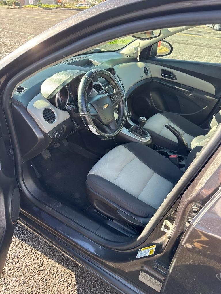 Chevrolet Cruze LS Manual 2014