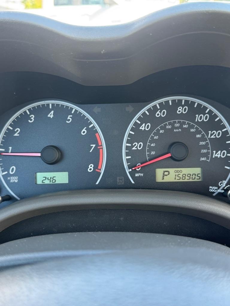 Toyota Corolla Base 4-Speed AT 2009