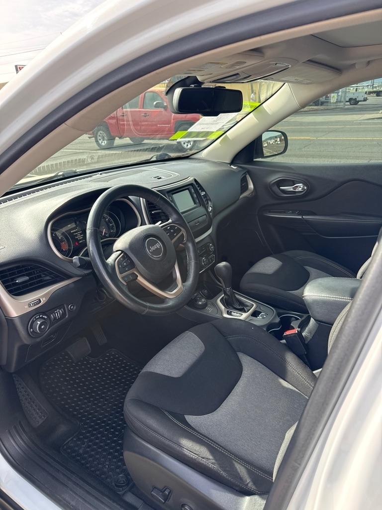 Jeep Cherokee Latitude 4WD 2014