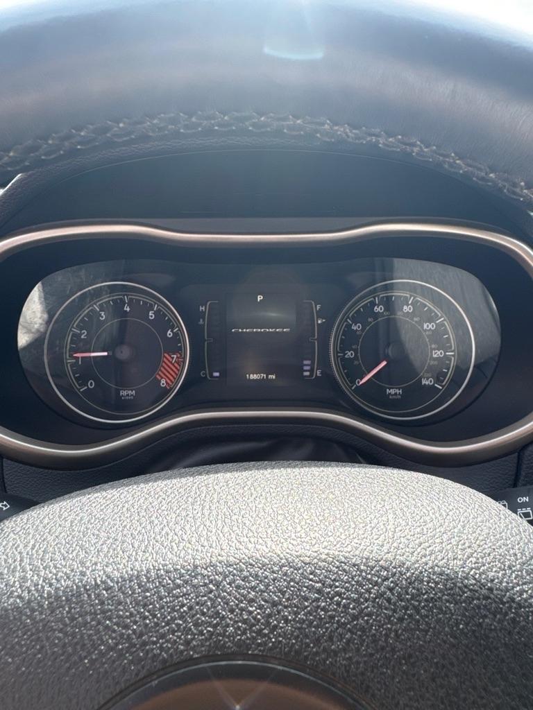 Jeep Cherokee Latitude 4WD 2014