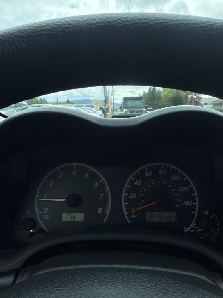 Toyota Corolla S 5-Speed MT 2013