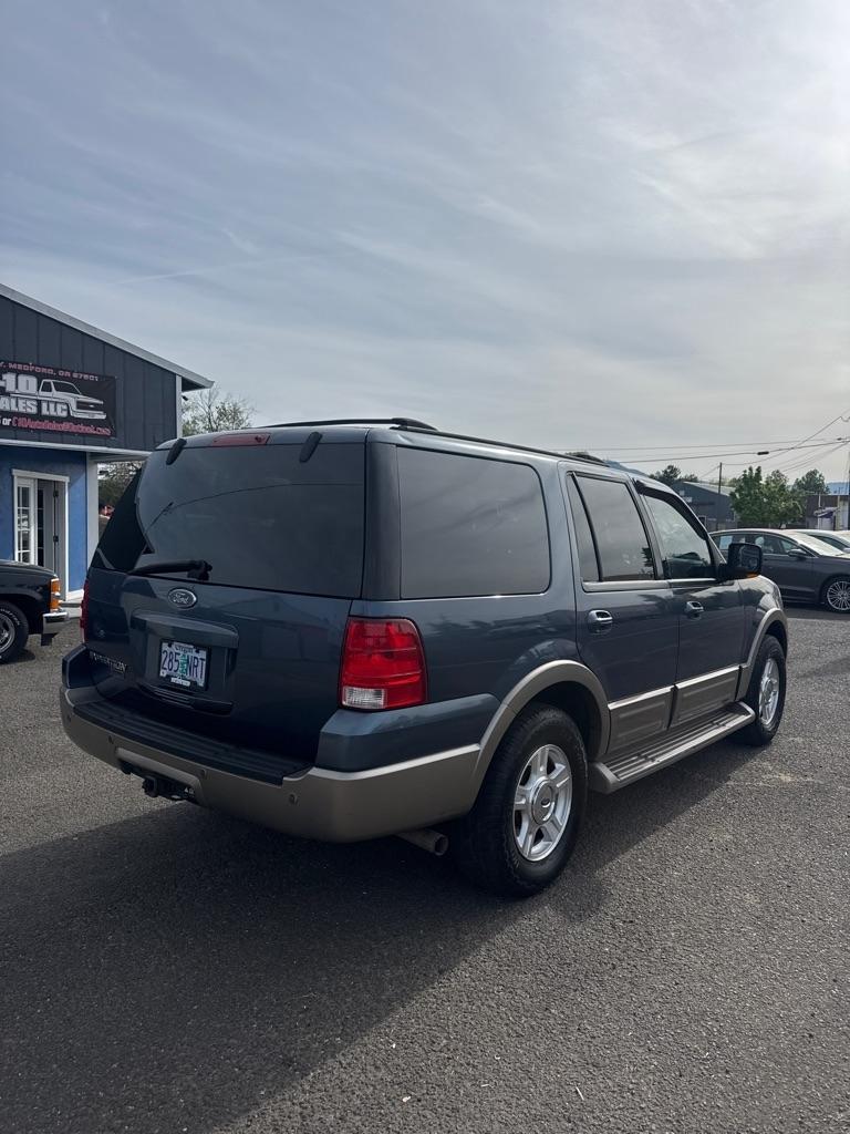 Ford Expedition Eddie Bauer 5.4L 2WD 2004
