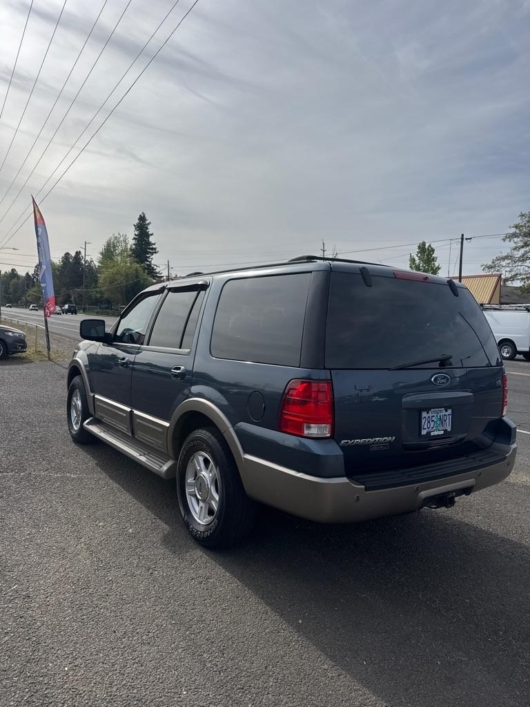 Ford Expedition Eddie Bauer 5.4L 2WD 2004