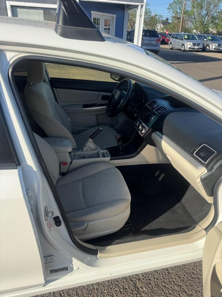 Subaru Impreza 2.0i PZEV 5M 5-Door 2016