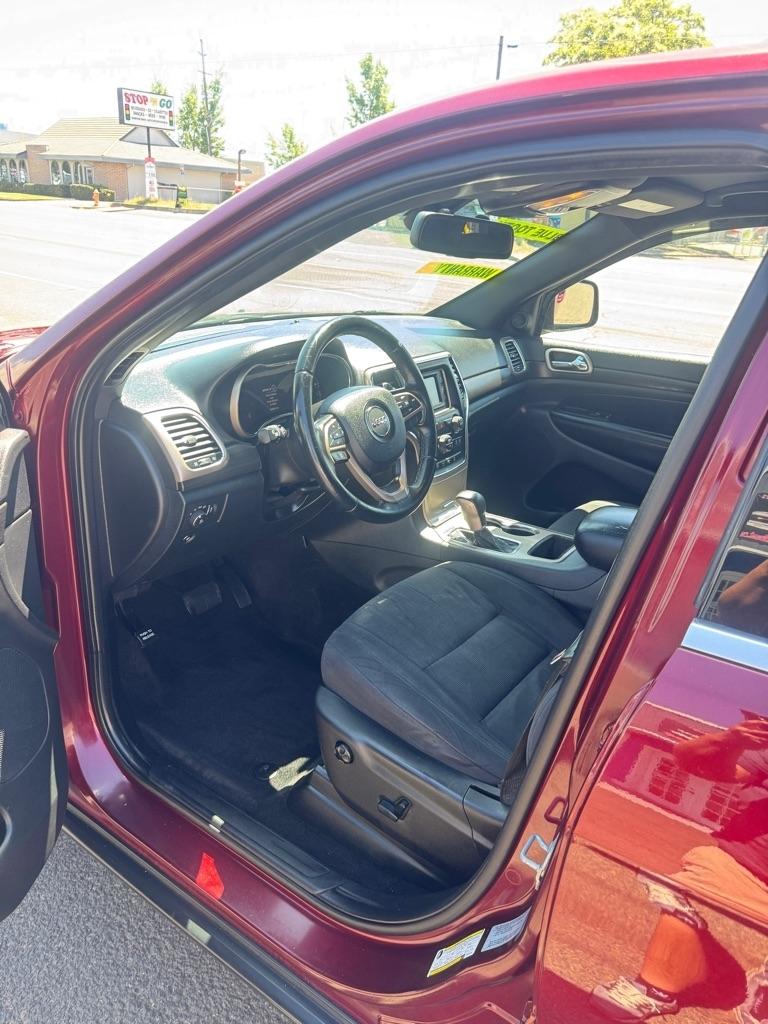 Jeep Grand Cherokee Laredo 4WD 2016