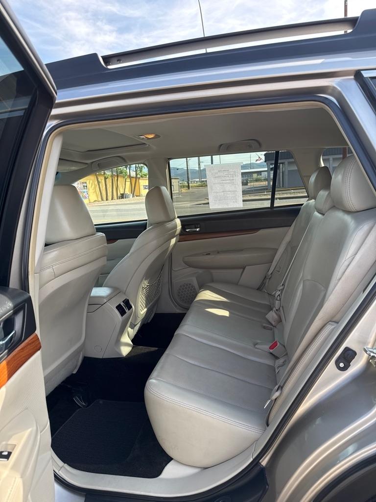Subaru Outback 2.5i Limited 2014
