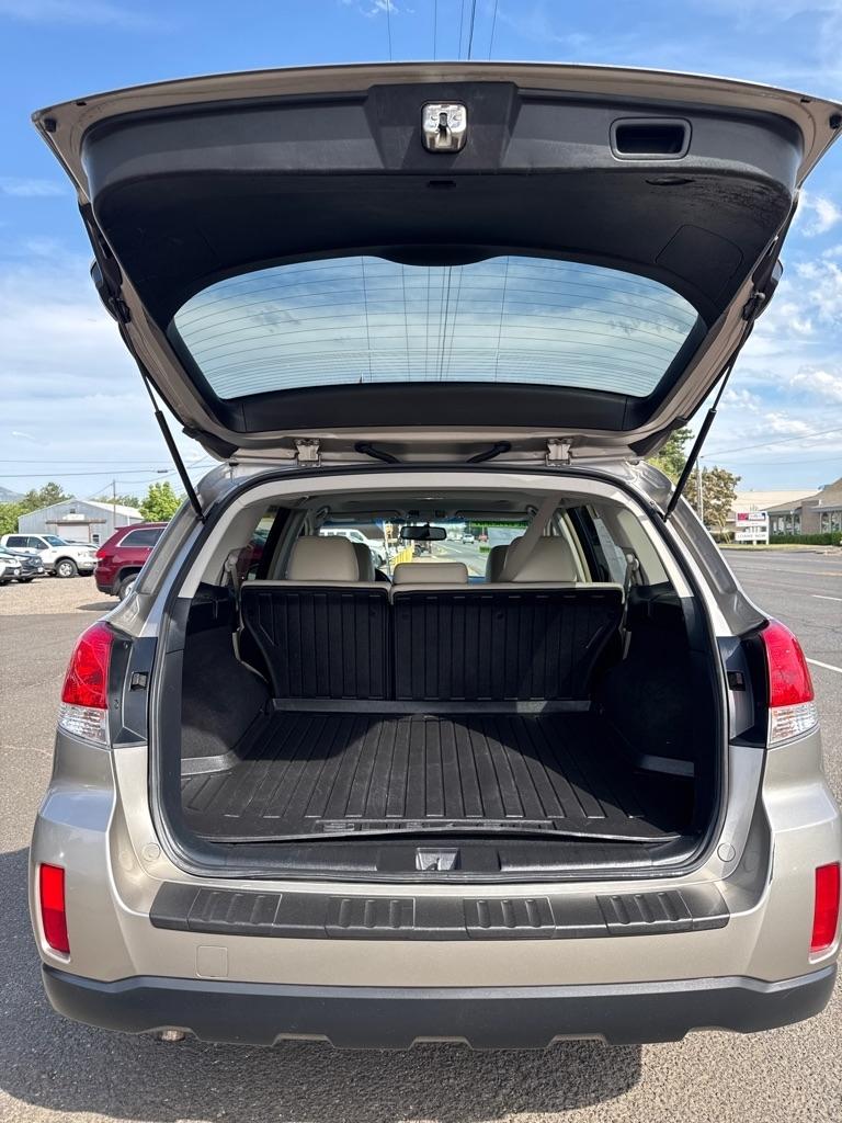 Subaru Outback 2.5i Limited 2014