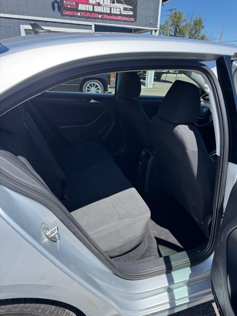 Volkswagen Jetta S 6A 2015