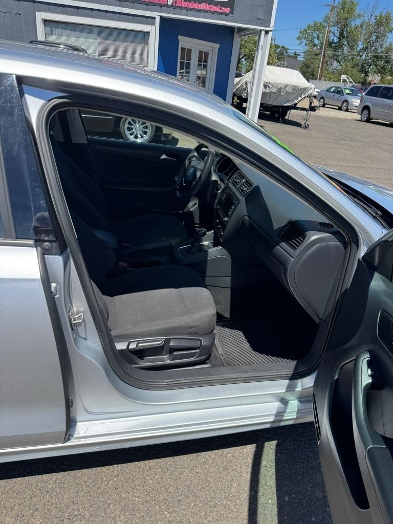 Volkswagen Jetta S 6A 2015