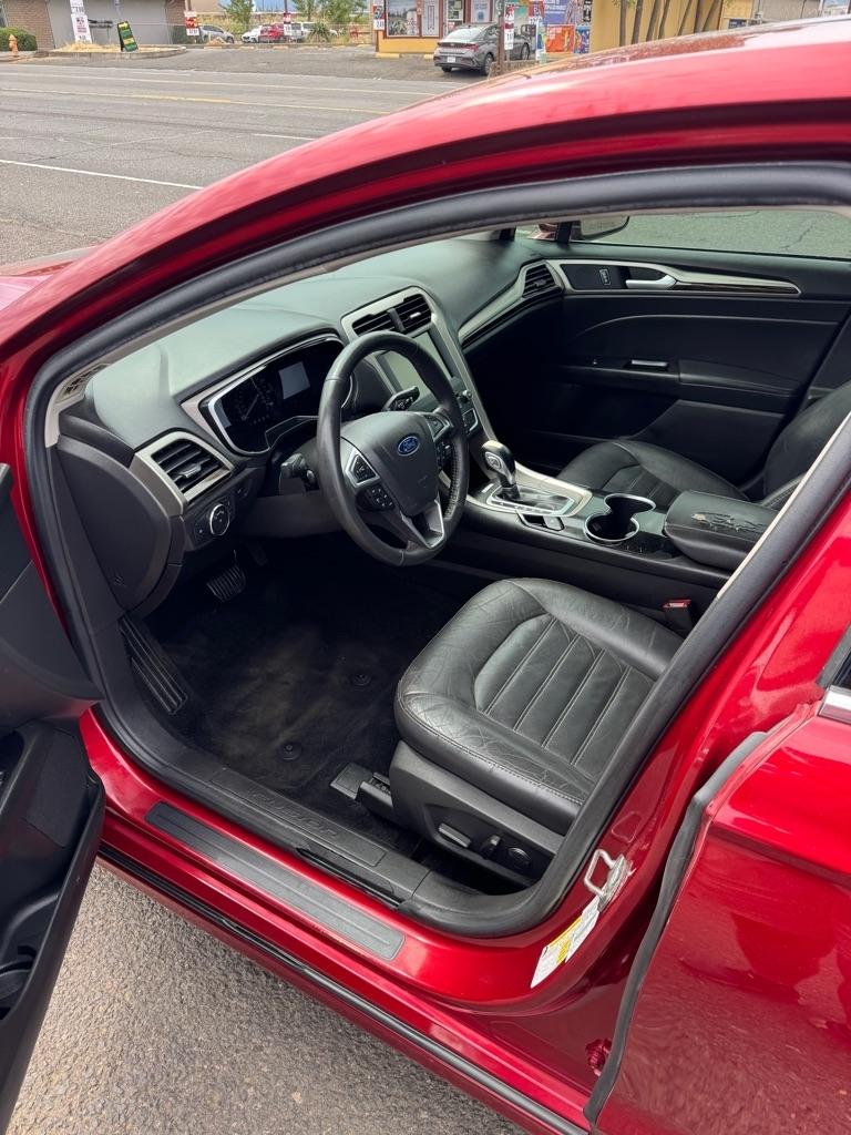Ford Fusion SE 2016