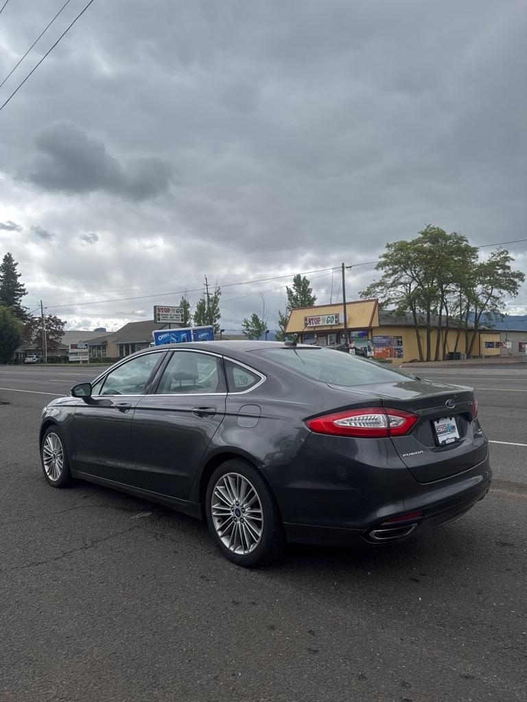 Ford Fusion SE 2015