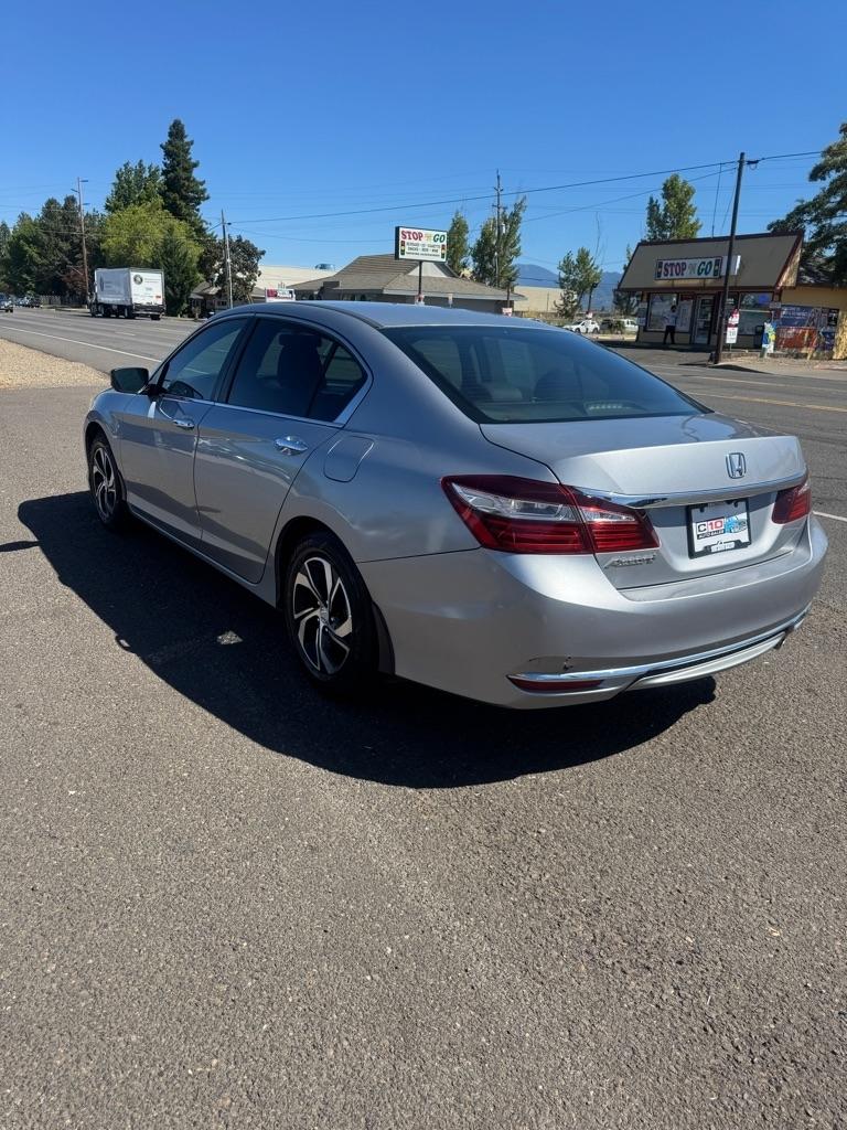Honda Accord LX Sedan CVT 2017