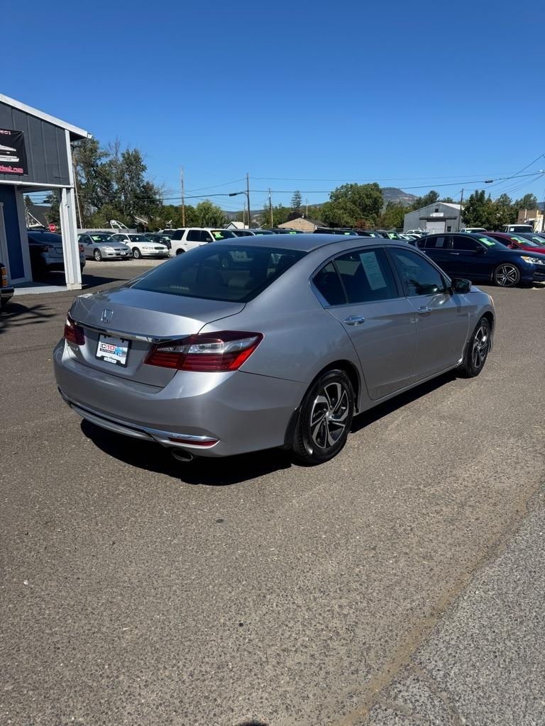 Honda Accord LX Sedan CVT 2017