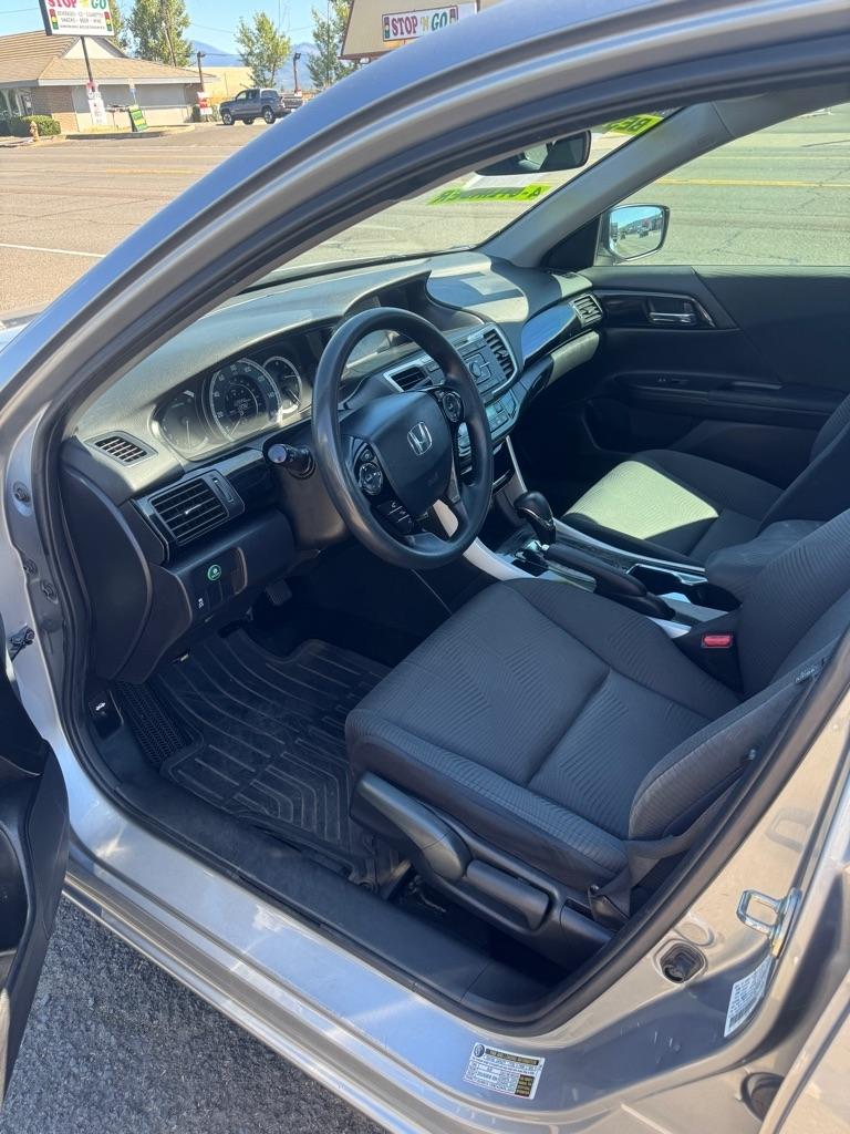 Honda Accord LX Sedan CVT 2017