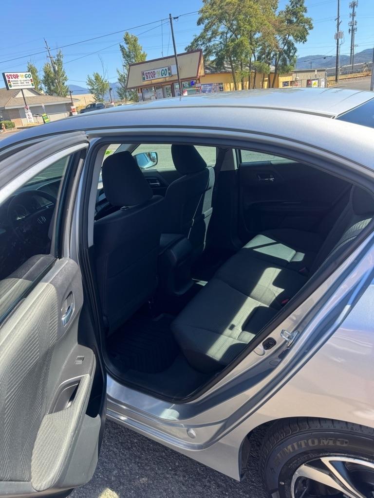 Honda Accord LX Sedan CVT 2017