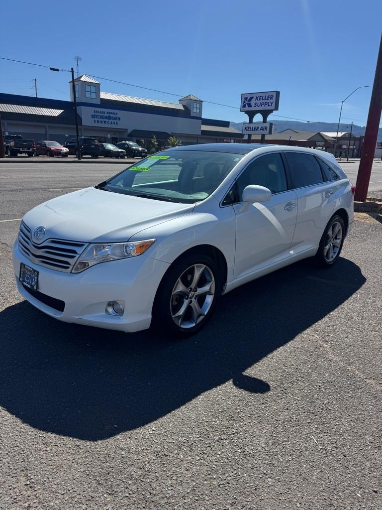 Toyota Venza LE V6 AWD 2012