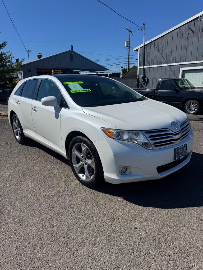 Toyota Venza LE V6 AWD 2012