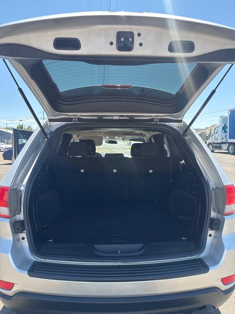 Jeep Grand Cherokee Laredo 4WD 2011
