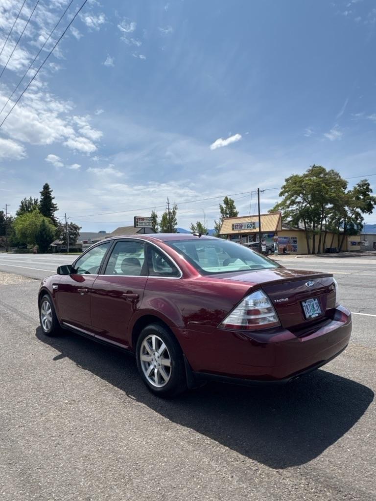 Ford Taurus SEL AWD 2008